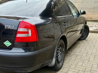 Skoda octavia 2 liftback 1.6 benzin LPG 2012r.v - 14