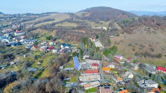 Stavebný pozemok pre RD v obci Pitelová / Žiar nad Hronom - 14