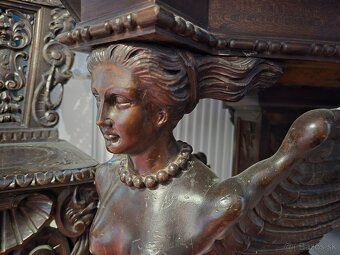 Monumentálna historická jedálenská zostava - 14