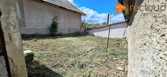 Ponúkame  na predaj menší rodinný dom v obci Žemberovce - 14
