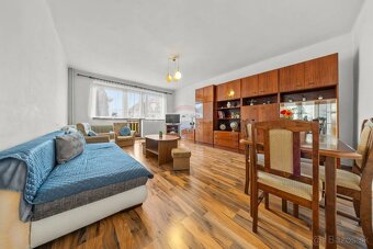 Realitná kancelária REMAX ponúka na predaj 6 izbový dom s kr - 14