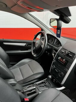 Mercedes A trieda 180 CDI Elegance AUTOTRONIC - 14