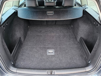 VW Passat Variant 2.0 TDI Highline 2012 - 14