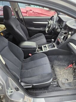 Subaru Outback 2.0 Universal 2010 - 14