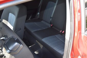 Kia Ceed - 14