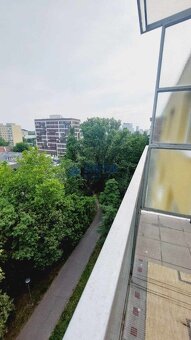 NA PREDAJ - 3 IZBOVÝ BYT S LOGGIOU V BLÍZKOSTI OC RETRO, MUŠ - 14