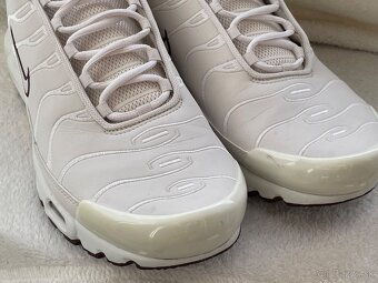 Nike Air Max Plus Premium - 14