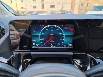 Mercedes-Benz GLA 180 A/T - 14