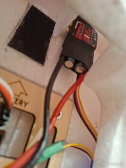 RC lietadlo Extra 300 NG - 14