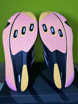 Bezecke tenisky Adidas Adizero - 14