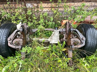 Diely Nisan Patfinder - 14