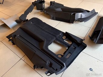 svetlo a nahradne diely - 14