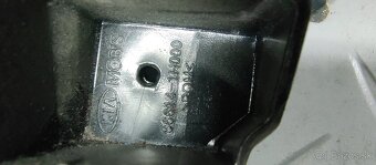 Drziak naraznika držiak na Kia, Toyota a Mercedes - 14