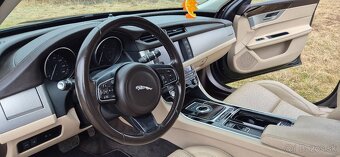Jaguar XF 260 2016r 3.0d - 14