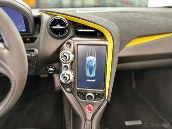 McLaren 720S - MSO Paris Blue - Carbon Packs 2, 3 + 4 - 14