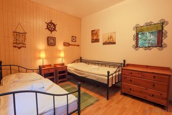 Priestranný pokojný apartmán s 3 miestnosťami - 14