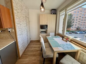 Väčší 2 izbový byt na predaj - Brezno - 14