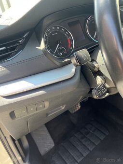 Škoda Octavia 4 2021 2.0 TDi DSG Style - 14