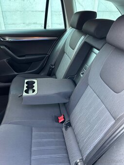 Škoda Octavia Combi 2.0CRTDI 110kw 4x4 DSG AC Full Led ťažné - 14