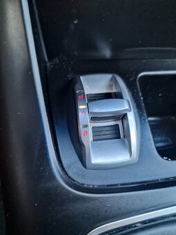 Alfa Romeo Giulietta Gulietta 1.6 JTD Distinctive 77KW M6 SR - 14