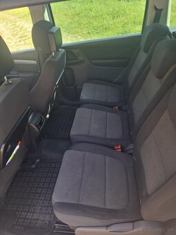 Predám VW SHARAN 2.0 TDI - 14