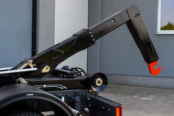 MERCEDES 1622 NOVÝ HÁKOVÝ NOSIČ KONTAJNEROV HYDRAULICKÁ RUKA - 14