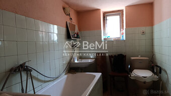 Dom v obci Henckovce, podpivničený,plynové kúrenie,2 studne - 14