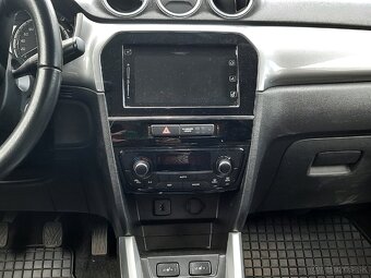 Suzuki vitara 1.6 benzín r.v. 2017 - 14