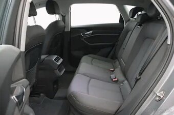 Predám Audi E-tron 50 Quattro - 14