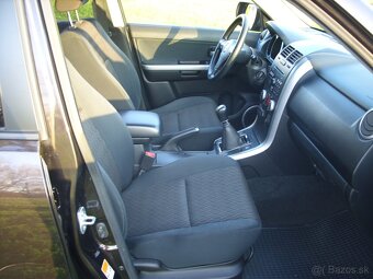 Suzuki Grand Vitara 1.9 DDiS 4x4 Comfort - 14