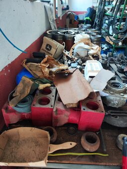 Náhradné diely - 14