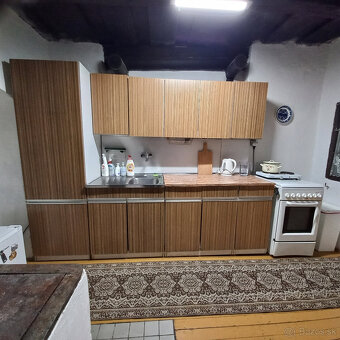 Chata v obci Turecká obklopená lesom - 14