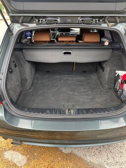 Predám BMW e91 318d LCI - 14