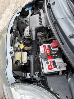 Toyota Yaris 1.3 VVT-I Terra - 14