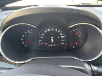 Kia Sorento 2.2 CRDi VGT 4WD TX A/T - 14