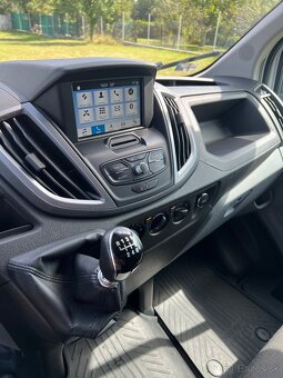 Ford Transit - obytný automobil (campervan) - 14
