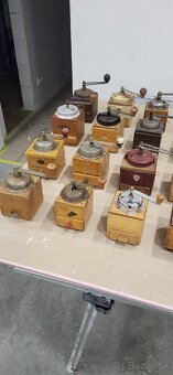 Staré vintage mlynčeky na kavu - 14