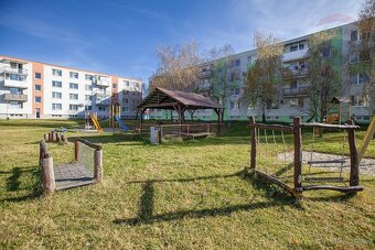 VÝNIMOČNÁ PONUKA - Na predaj 4-izbový byt v obci Rohožník - 14