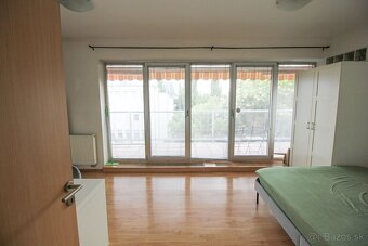 PREDAJ: Priestranný 3-izbový mezonet s terasou v atraktívnej - 14