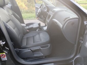 Škoda Octavia Combi 1.4TSI Elegance - 14