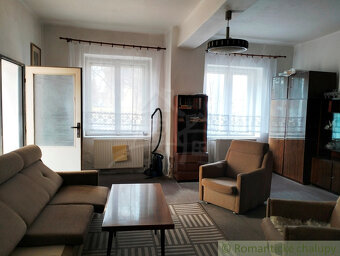 Historická vilka pod hradom Beckov na predaj - 14