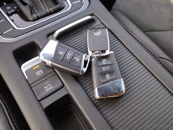 W Arteon-2.0TDI 147kw, 4x4, Shooting Brake,R-LINE,DPH-AKCE - 14