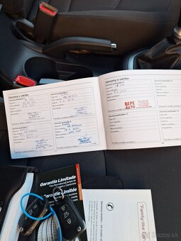 Kia Rio - 14