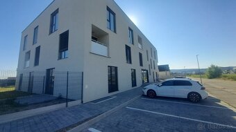 EXKLUZIVNA NOVOSTAVBA , 2 izbový byt 43 m2 s balkonom - 14