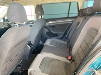 Volkswagen Golf Variant 2.0 TDI 110kW Highline - 14