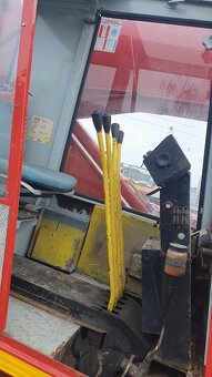 Tatra AV14 - vyprošťovací speciál s brýlemi - 14