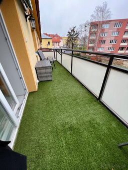 Predám kompletne zariadený 3 izbový byt v centre mesta - 14