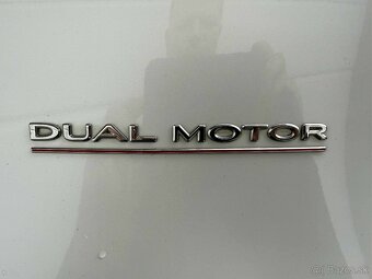 Tesla Model Y Performance Dual Motor - 14