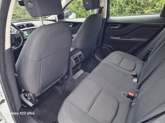 Jaguar F-Pace 2.0 d,4x4,69000km,automat - 14