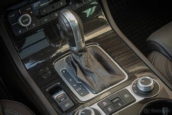 Volkswagen Touareg II 3.0 V6 TDI BMT 4motion mountain - 14